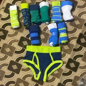 Amazon Essentials Boys’ Underwear – 10 Pack Briefs (Size XS 4-5) – New